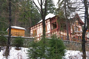 Expedition base, a 19th century Austria-Hungaro empire style villa